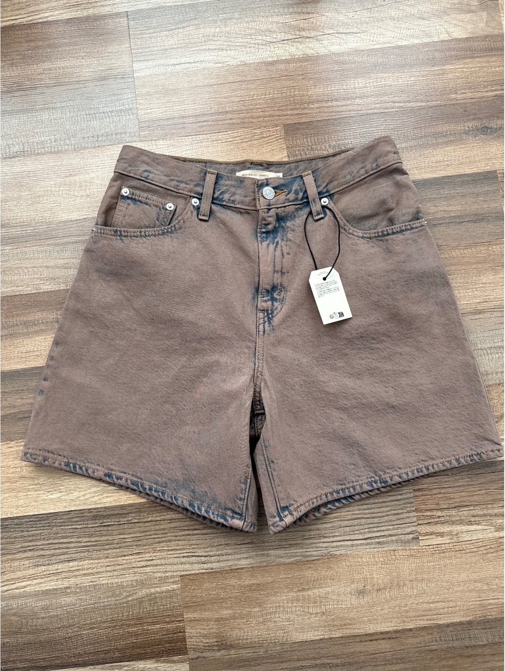 Levi’s Premium High Baggy Shorts Womens 28 Brown Acid Wash High Rise Denim NWT